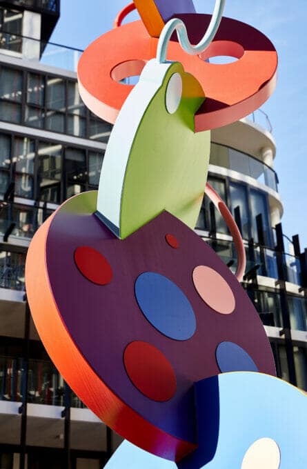 Wayfinding-sculpture-Brightly-coloured-Large-scale-Vertical-Discs-Macquarie-Park