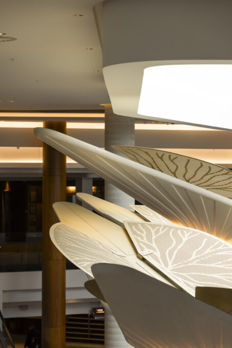organic shaped sculptural feature enhancing the hospitality environment